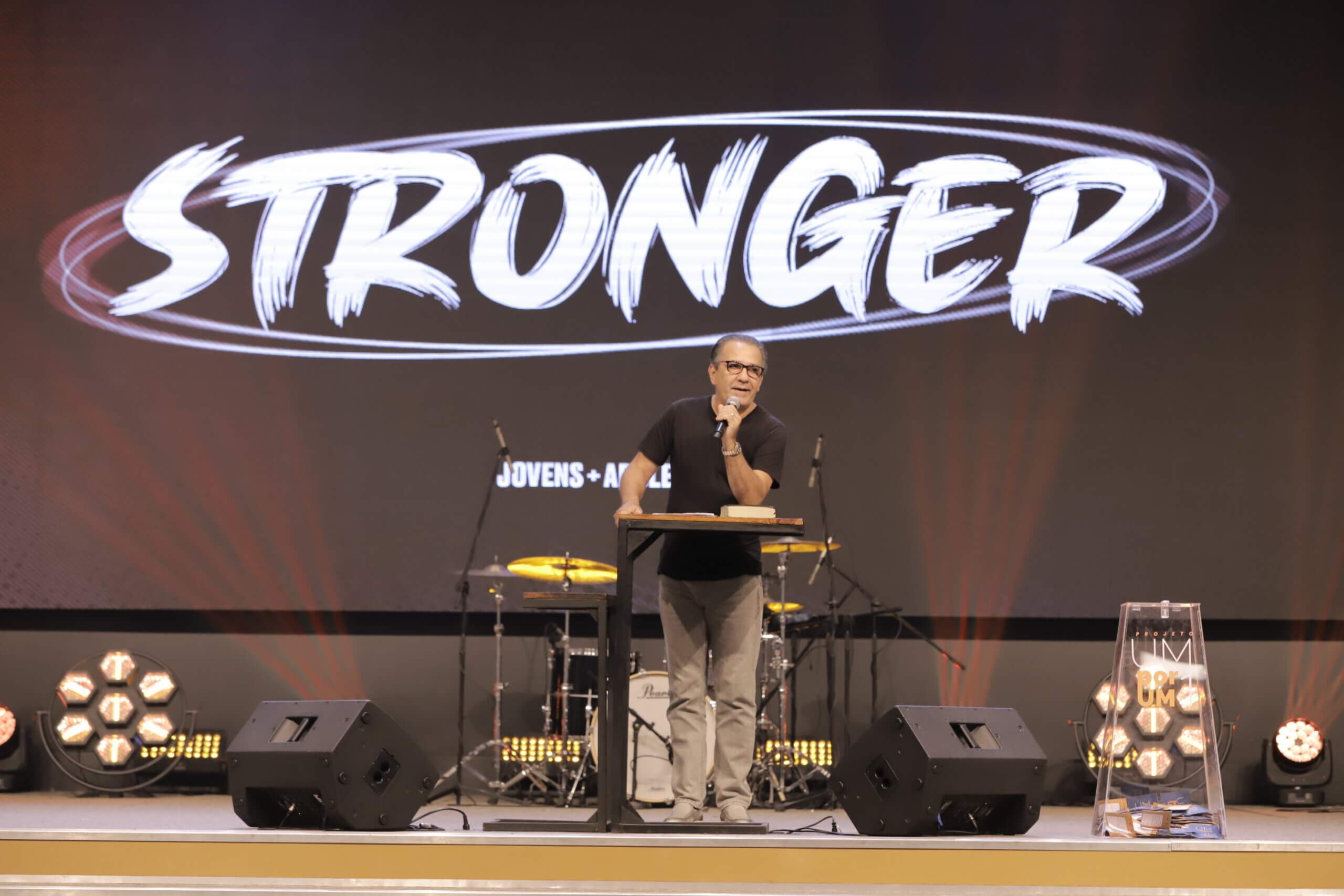 Stronger| Encontro geral da juventude ADVEC com o Pastor Silas Malafaia.