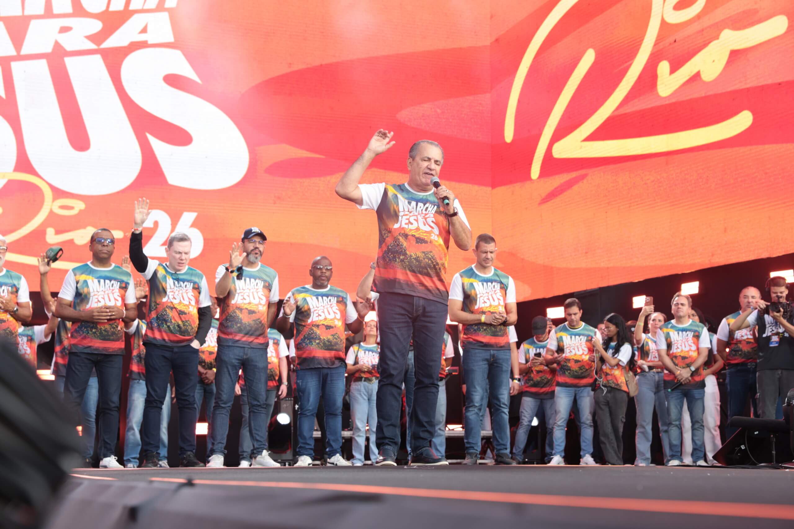 Pastor Silas Malafaia destaca oração pela nação durante a Marcha para Jesus no Rio de Janeiro